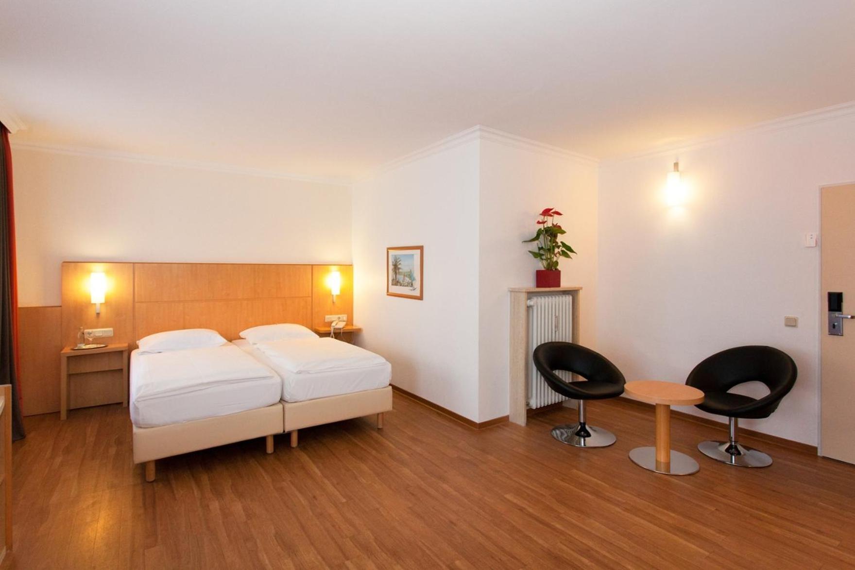 Saar City Hotel Saarbruecken Ngoại thất bức ảnh