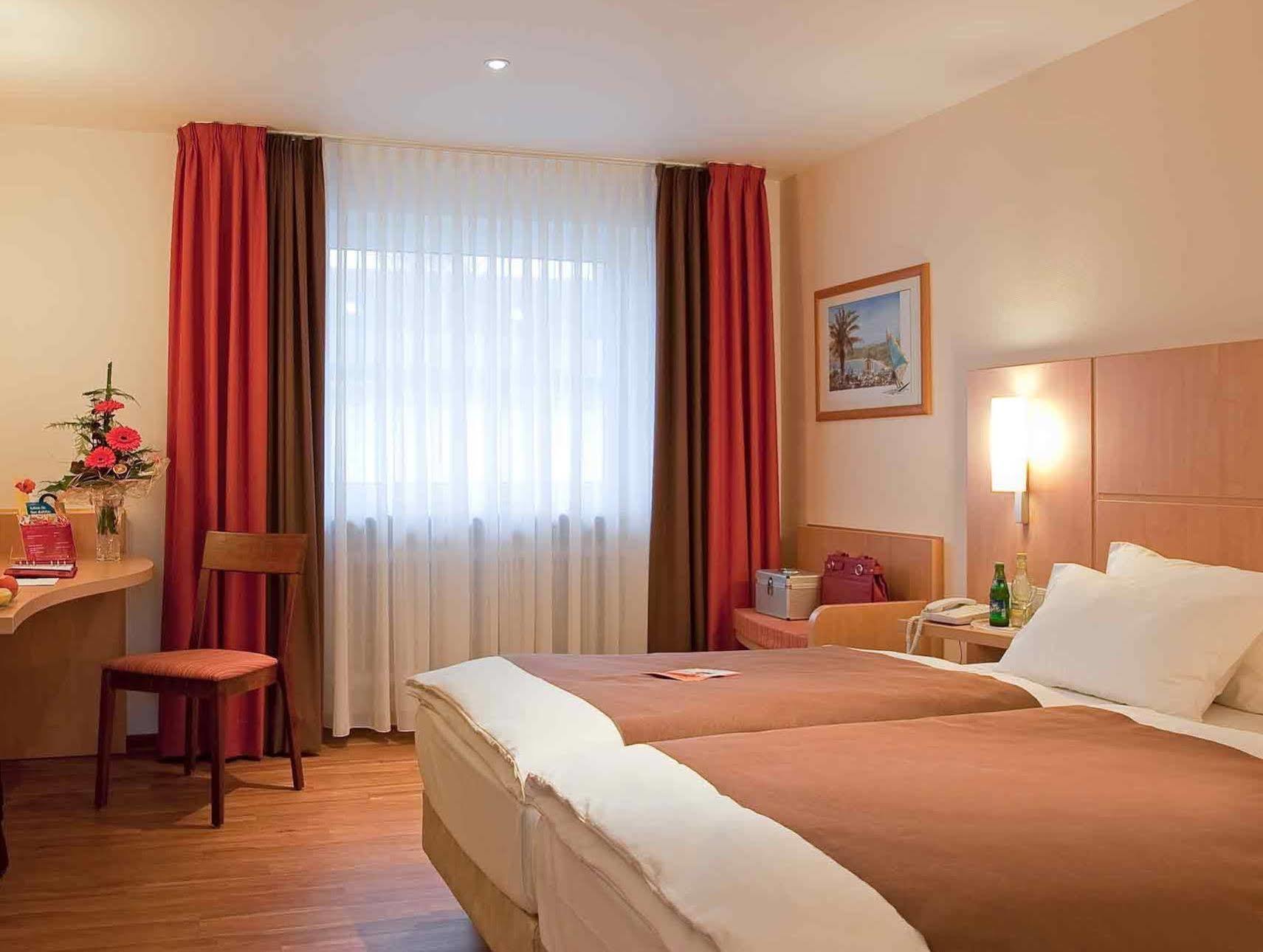 Saar City Hotel Saarbruecken Ngoại thất bức ảnh